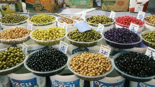 Curb Overeating with a Strategic Kitchen Layout: The Secrets to Smartly Positioning Your Main Work Area